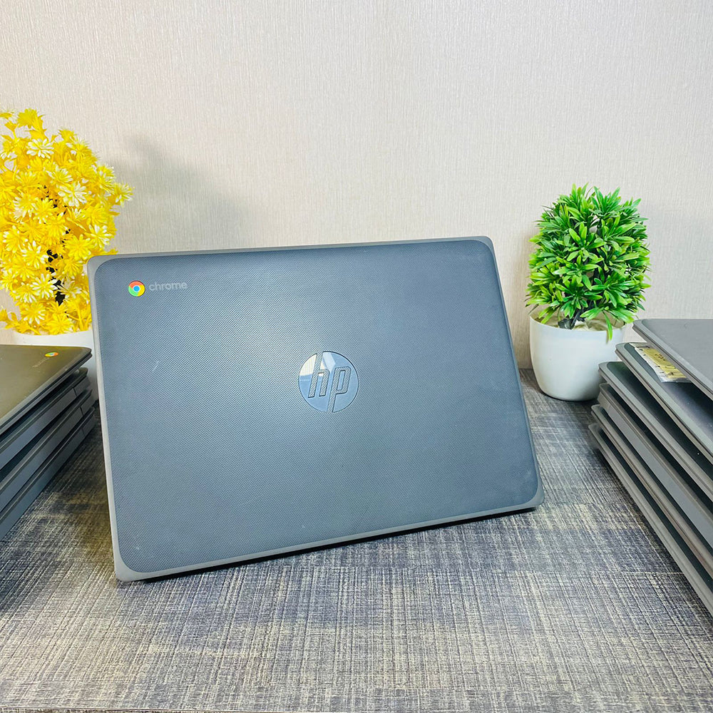 Hp Chromebook 11 G8 EE | ‎Intel HD Graphics 400 | 4GB Ram | 32GB Storage | 11.6 inch Display | AMD R4 N4020 | 2029 Updatable | Playstore Supported | Chromebook